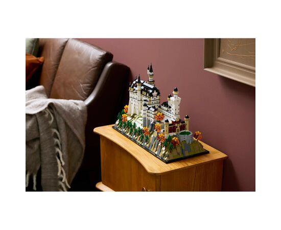 Конструктор LEGO Architecture Замок Нойшванштайн (21063), изображение 11 Конструктор LEGO Architecture Замок Нойшванштайн (21063), изображение 11