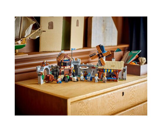 Конструктор LEGO Creator Средневековый замок с рыцарем на коне (31168), изображение 11 Конструктор LEGO Creator Средневековый замок с рыцарем на коне (31168), изображение 11