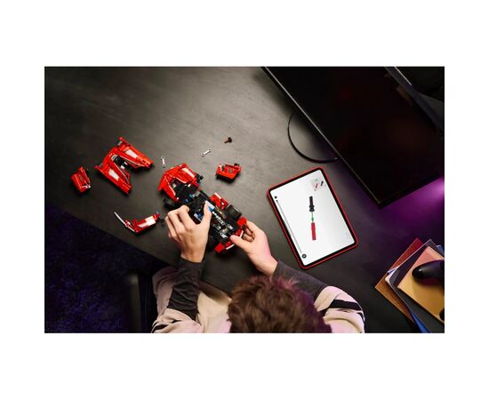 Конструктор LEGO Technic Ferrari FXX K (42212), изображение 9 Конструктор LEGO Technic Ferrari FXX K (42212), изображение 9