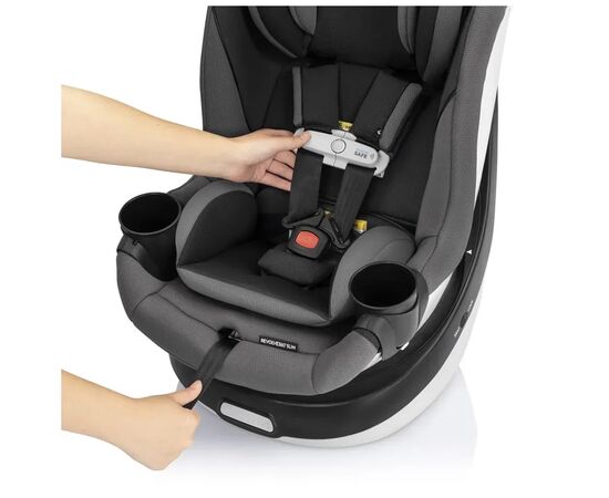 Автокресло Evenflo Gold SensorSafe Revolve 360 Slim - Obsidian Black (032884203109), изображение 8 Автокресло Evenflo Gold SensorSafe Revolve 360 Slim - Obsidian Black (032884203109), изображение 8
