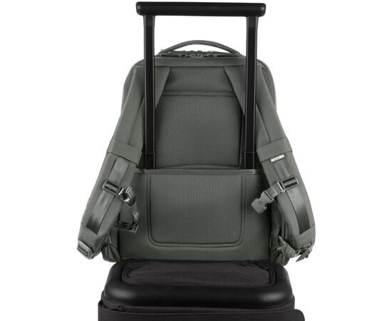 Рюкзак для ноутбука Incase 16" A.R.C. Commuter Pack smoked ivy (INCO100683-SIV), изображение 12 Рюкзак для ноутбука Incase 16" A.R.C. Commuter Pack smoked ivy (INCO100683-SIV), изображение 12