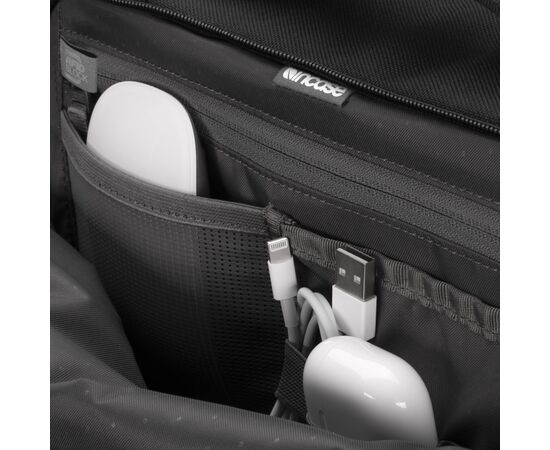 Рюкзак для ноутбука Incase 16" A.R.C. Travel Pack black (INCO100682-BLK), изображение 10 Рюкзак для ноутбука Incase 16" A.R.C. Travel Pack black (INCO100682-BLK), изображение 10