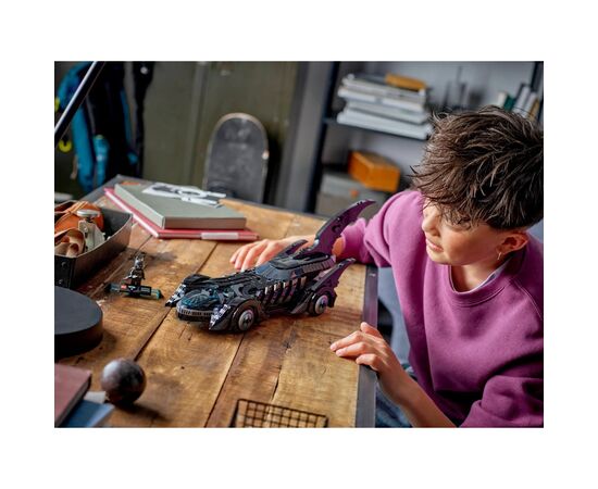 Конструктор LEGO Super Heroes Бэтмен навсегда Бэтмобиль (76304), изображение 9 Конструктор LEGO Super Heroes Бэтмен навсегда Бэтмобиль (76304), изображение 9