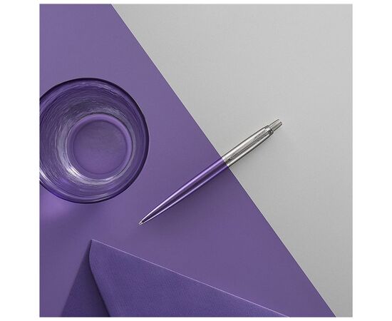 Ручка шариковая Parker JOTTER 17 Victoria Violet CT BP блистер (16 736), изображение 4 Ручка шариковая Parker JOTTER 17 Victoria Violet CT BP блистер (16 736), изображение 4