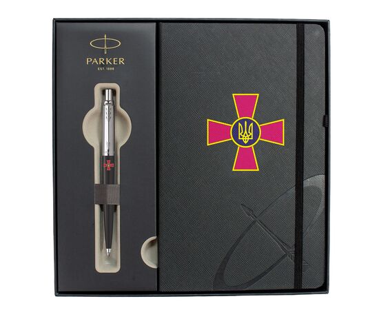 Ручка шариковая Parker JOTTER 17 Originals ARMY Black CT BP Эмблема ВСУ + блокнот Parker + подар.упаковка (15632b24_W0010u), изображение 2 Ручка шариковая Parker JOTTER 17 Originals ARMY Black CT BP Эмблема ВСУ + блокнот Parker + подар.упаковка (15632b24_W0010u), изображение 2