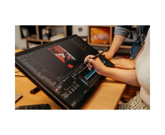 Графический планшет Wacom Cintiq 24 (2025) (DTK246K0B), изображение 7 Графический планшет Wacom Cintiq 24 (2025) (DTK246K0B), изображение 7