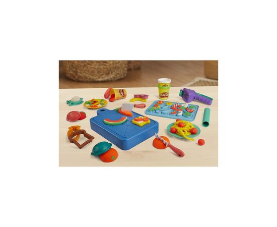 Набор для творчества Hasbro Play-Doh з пластиліном Маленький Шеф (F6904), изображение 4 Набор для творчества Hasbro Play-Doh з пластиліном Маленький Шеф (F6904), изображение 4