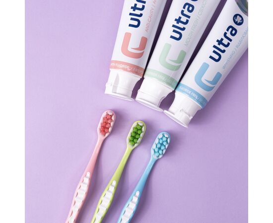 Зубная щетка Fesco Expert Clean Extra Soft Желтая 1 шт. + Зеленая 1 шт. (4820204702328), изображение 4 Зубная щетка Fesco Expert Clean Extra Soft Желтая 1 шт. + Зеленая 1 шт. (4820204702328), изображение 4