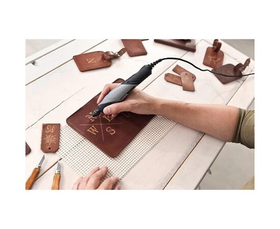 Гравер Dremel Stylo+ 2050-15 9W, 5000-22000об/мин, 15 насадок. 16см (F.013.205.0JM), изображение 9 Гравер Dremel Stylo+ 2050-15 9W, 5000-22000об/мин, 15 насадок. 16см (F.013.205.0JM), изображение 9