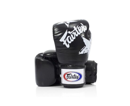 Боксерские перчатки Fairtex BGV1 Nation Print Black 10 унцій (бинти в комплекті) (BGV1_Print_10oz_Black), изображение 2 Боксерские перчатки Fairtex BGV1 Nation Print Black 10 унцій (бинти в комплекті) (BGV1_Print_10oz_Black), изображение 2