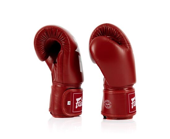 Боксерські рукавички Fairtex BGV1-ONE (натуральна шкіра) Red 12 унцій (бинти в комплекті) (BGV1-ONE_12oz_Red), зображення 5 Боксерські рукавички Fairtex BGV1-ONE (натуральна шкіра) Red 12 унцій (бинти в комплекті) (BGV1-ONE_12oz_Red), зображення 5