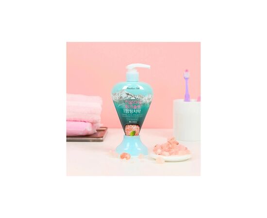 Зубная паста LG Perioe Himalaya Pinksalt Ice Calming Mint Toothpaste С розовой гималайской солью 285 г (8801051018097), изображение 4 Зубная паста LG Perioe Himalaya Pinksalt Ice Calming Mint Toothpaste С розовой гималайской солью 285 г (8801051018097), изображение 4
