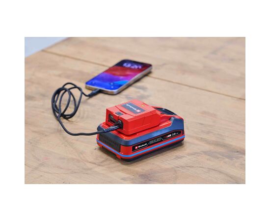 Зарядное устройство Einhell USB аккумуляторный TC-CP 18 Li USB A/C - Solo, PXC, 18В, Type-A/Type-C, 2A (4514148), изображение 5 Зарядное устройство Einhell USB аккумуляторный TC-CP 18 Li USB A/C - Solo, PXC, 18В, Type-A/Type-C, 2A (4514148), изображение 5