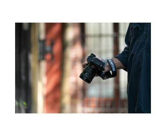 Об'єктив Sony FE 24-50mm F/2.8 G (SEL2450G.SYX), зображення 2 Об'єктив Sony FE 24-50mm F/2.8 G (SEL2450G.SYX), зображення 2