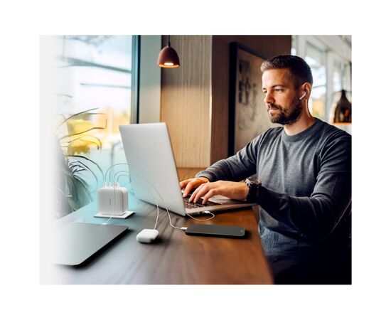 Зарядное устройство D-Link 3xUSB-C + 1xUSB-A 100W GaN white (DCP-101), изображение 7 Зарядное устройство D-Link 3xUSB-C + 1xUSB-A 100W GaN white (DCP-101), изображение 7