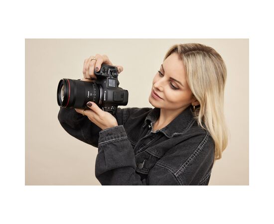 Объектив Canon RF 50mm f/1.4 L VCM (6908C005), изображение 4 Объектив Canon RF 50mm f/1.4 L VCM (6908C005), изображение 4