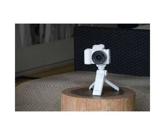 Цифровой фотоаппарат Sony Alpha ZV-E10M2 kit 16-50mm White (ZVE10M2KW.CEC), изображение 7 Цифровой фотоаппарат Sony Alpha ZV-E10M2 kit 16-50mm White (ZVE10M2KW.CEC), изображение 7