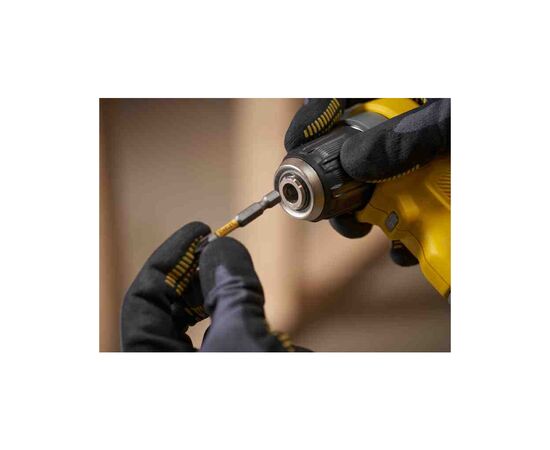 Дрель Stanley угловая FATMAX® V20, Li-lon 18V, 45 Нм, 0-600 / 1900 об/мин (без АКБ и ЗУ) (SFMCD750B), изображение 6 Дрель Stanley угловая FATMAX® V20, Li-lon 18V, 45 Нм, 0-600 / 1900 об/мин (без АКБ и ЗУ) (SFMCD750B), изображение 6