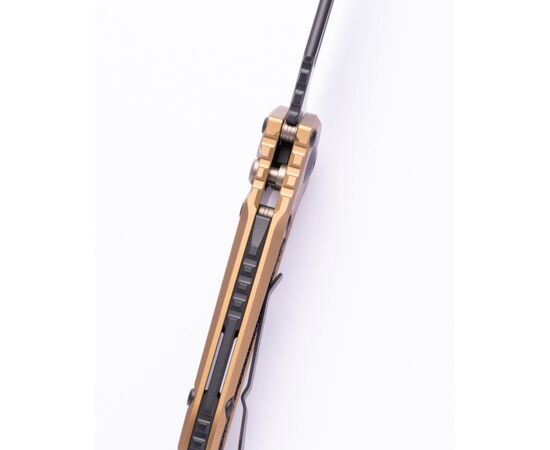 Ніж Microtech L.U.D.T S/E Gen III., чорний клинок, танто, руків'я tan (1136-1TA), зображення 3 Ніж Microtech L.U.D.T S/E Gen III., чорний клинок, танто, руків'я tan (1136-1TA), зображення 3