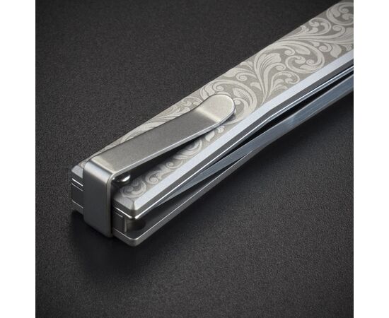 Нож Ocaso Solstice, Engraved titanium, Scroll Pattern, Satin (10ESS), изображение 4 Нож Ocaso Solstice, Engraved titanium, Scroll Pattern, Satin (10ESS), изображение 4