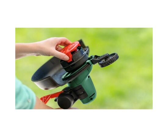 Триммер садовый Bosch UniversalGrassCut 18V-260 1х2.5Ah, 26см, 2.3кг (0.600.8C1.D03), изображение 5 Триммер садовый Bosch UniversalGrassCut 18V-260 1х2.5Ah, 26см, 2.3кг (0.600.8C1.D03), изображение 5