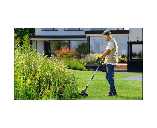 Триммер садовый Bosch UniversalGrassCut 18V-26-500 1х2.5Ah, 26см, ЗУ AL 18V-20 3.5кг (0.600.8C1.F00), изображение 3 Триммер садовый Bosch UniversalGrassCut 18V-26-500 1х2.5Ah, 26см, ЗУ AL 18V-20 3.5кг (0.600.8C1.F00), изображение 3