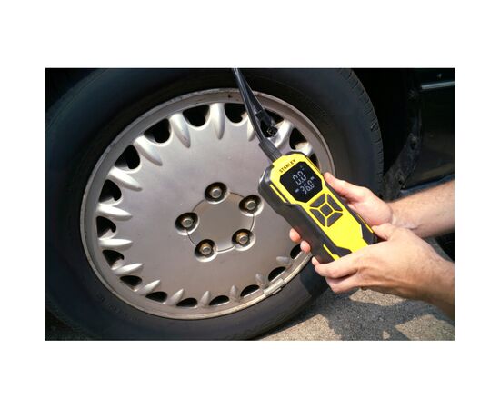Автомобільний компресор Stanley 2in1, 10 Бар, 14,2 л/хв., powerbank 6000 mAh (SXIF0101), зображення 5 Автомобільний компресор Stanley 2in1, 10 Бар, 14,2 л/хв., powerbank 6000 mAh (SXIF0101), зображення 5