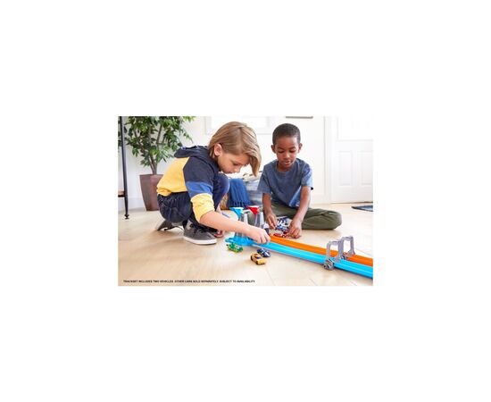 Автотрек Hot Wheels Портативный "Двойная петля" (GFH85), изображение 6 Автотрек Hot Wheels Портативный "Двойная петля" (GFH85), изображение 6