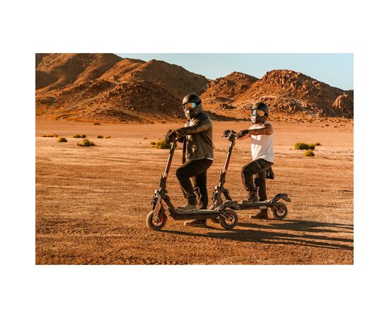 Электросамокат Segway GT3 PRO черный (AA.06.02.02.0004), изображение 7 Электросамокат Segway GT3 PRO черный (AA.06.02.02.0004), изображение 7