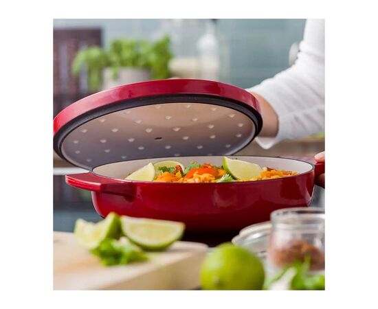 Сотейник KitchenAid Cast Iron чавунний з кришкою, 26 см, 2,77 л, червоний (CC009009-001), изображение 5 Сотейник KitchenAid Cast Iron чавунний з кришкою, 26 см, 2,77 л, червоний (CC009009-001), изображение 5