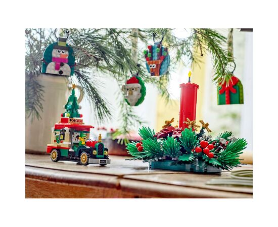 Конструктор LEGO Iconic Вантажівка Санти (40746), зображення 6 Конструктор LEGO Iconic Вантажівка Санти (40746), зображення 6