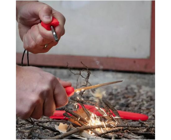 Ніж Morakniv Companion Spark Emergency S Red (14478), зображення 5 Ніж Morakniv Companion Spark Emergency S Red (14478), зображення 5