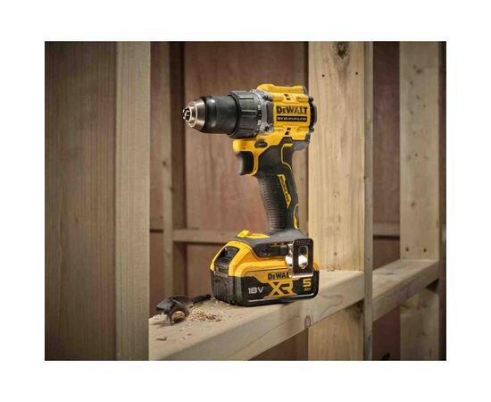 Шуруповерт DeWALT XR Li-Ion 18V, 2x5Ah, 74 Нм, 0-450/0-1650 об/мин, 1.12 кг, TSTAK (DCD794P2T), изображение 10 Шуруповерт DeWALT XR Li-Ion 18V, 2x5Ah, 74 Нм, 0-450/0-1650 об/мин, 1.12 кг, TSTAK (DCD794P2T), изображение 10