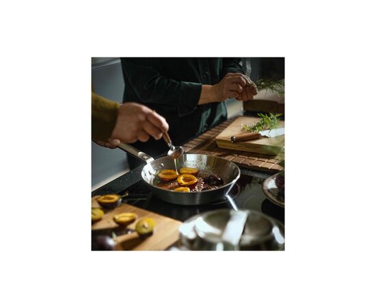 Сковорода Fiskars Norden без покриття 24 см (1067628), изображение 8