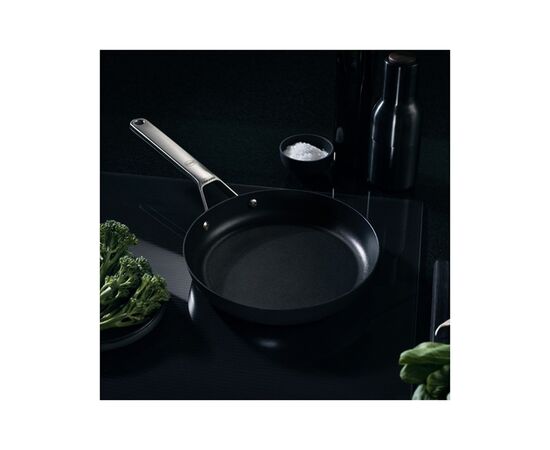 Сковорода Fiskars Taiten Optiheat 24 см (1066946), изображение 7