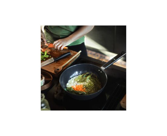 Сковорода Fiskars ВОК Hard Face 28 см 4,5 л (1075523), изображение 6