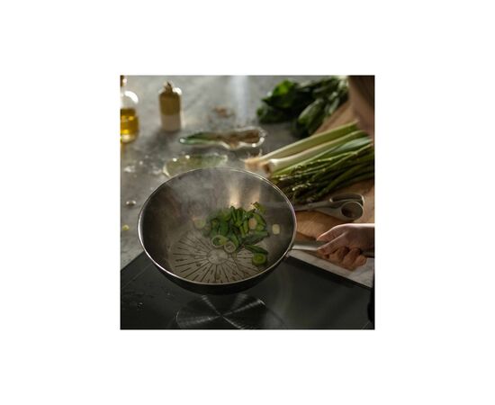 Сковорода Fiskars Вок All Steel Pure матова 28 см (1065629), изображение 9