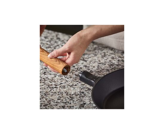 Сковорода Fiskars Norden чавунна 28 см (1026571), изображение 7