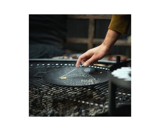 Сковорода Fiskars Norden садж чавунна для гриля 30 см (1066432), зображення 5