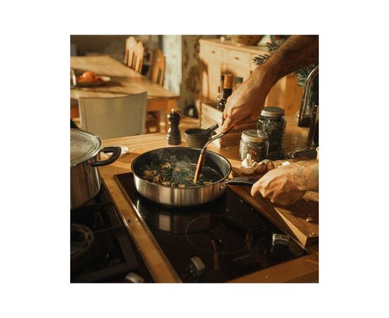 Сотейник Fiskars Functional Form з кришкою 26 см (1072314), изображение 6