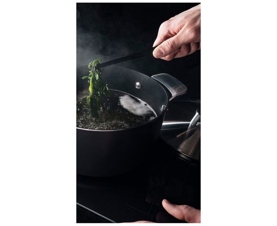 Каструля Fiskars Taiten з кришкою 3,5 л (1066952), зображення 8