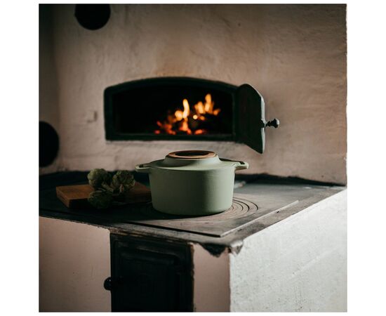 Каструля Fiskars Norden Limited Colour Edition чавунна 4 л колір кропива (1071128), зображення 8