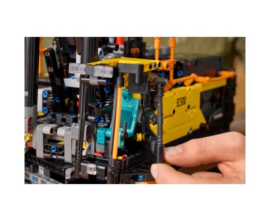Конструктор LEGO Technic Экскаватор Volvo EC500 Hybrid (42215), изображение 11