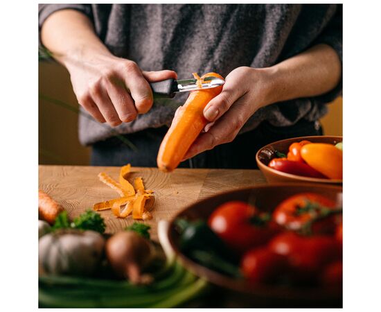 Овощечистка Fiskars Essential 6 см (1065585), изображение 5