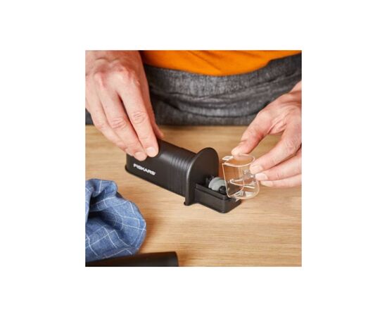 Точилка для ножей Fiskars Essential (1065598), изображение 6