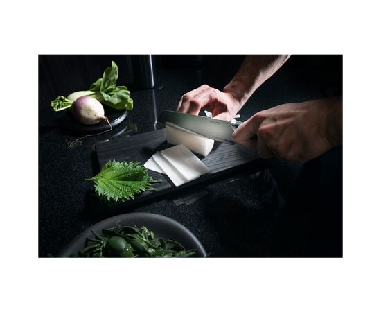 Кухонный нож Fiskars Taiten Santoku 16 см (1066831), изображение 7