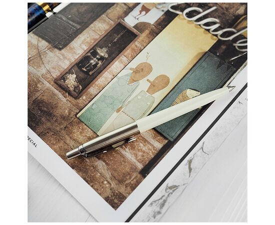 Ручка шариковая Parker JOTTER 17 Originals White CT BP в Eco упаковке (15 032e), изображение 5