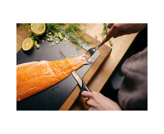 Кухонный нож Fiskars Essential філейний 18 см (1065567), изображение 4