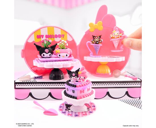 Игровой набор MGA's Miniverse Sanrio S2 Создай стиль вместе с Хэллоу Китти и друзьями (547235), изображение 3