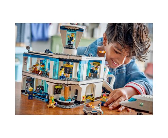 Конструктор LEGO City Аэропорт с самолетом (60502), изображение 11